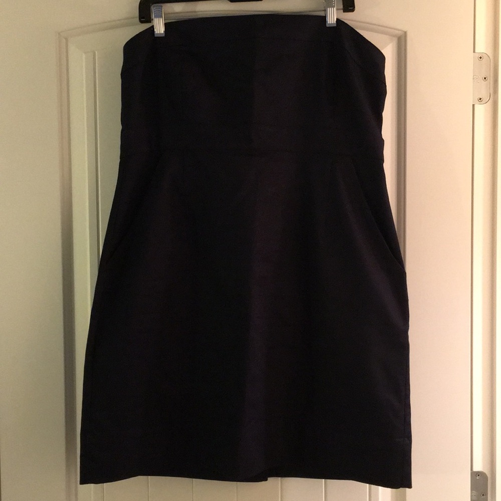 New York & Company Strapless Dress